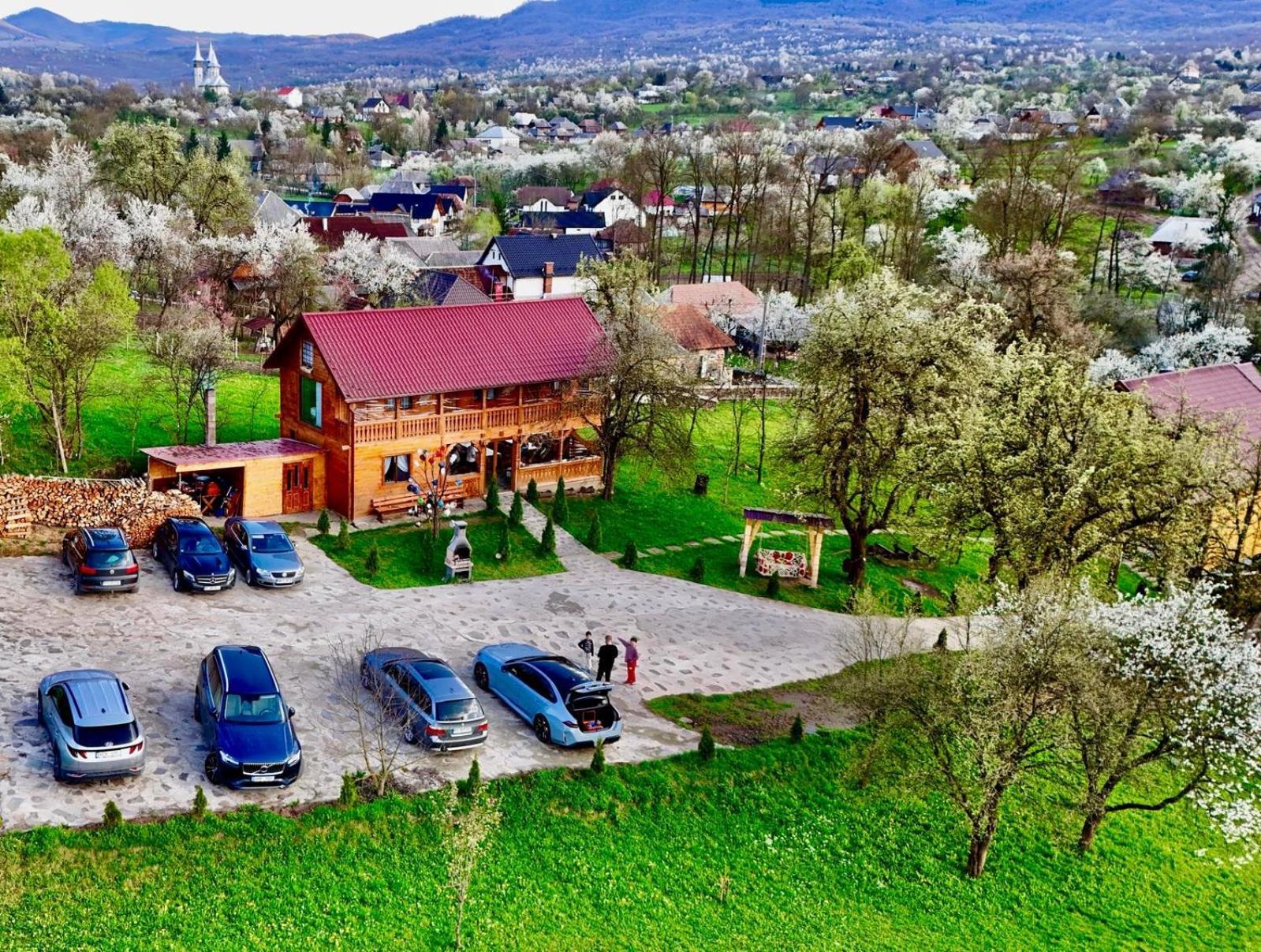 Отель Casa Leca Breb Экстерьер фото